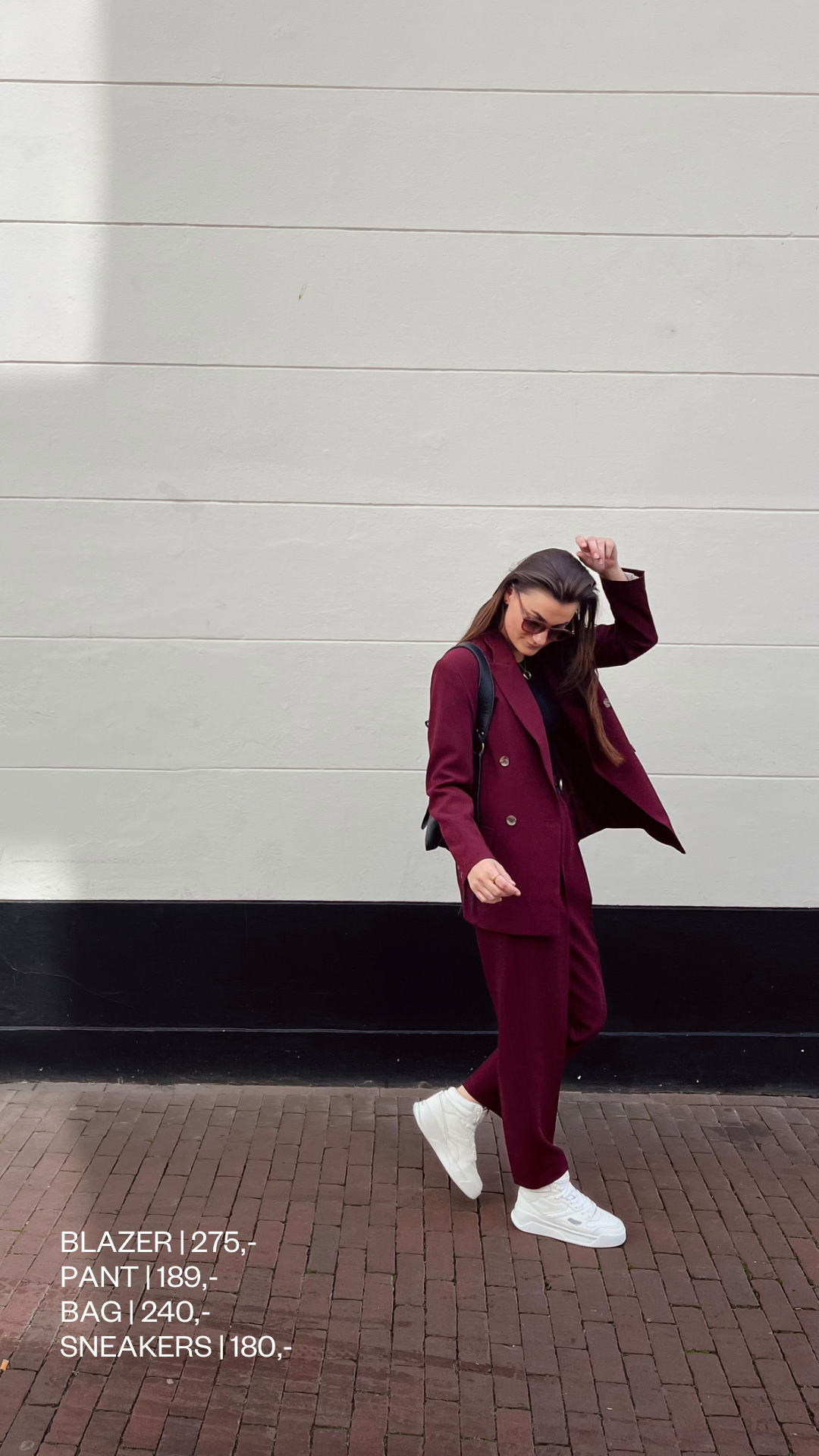 SNEAKER DINA
