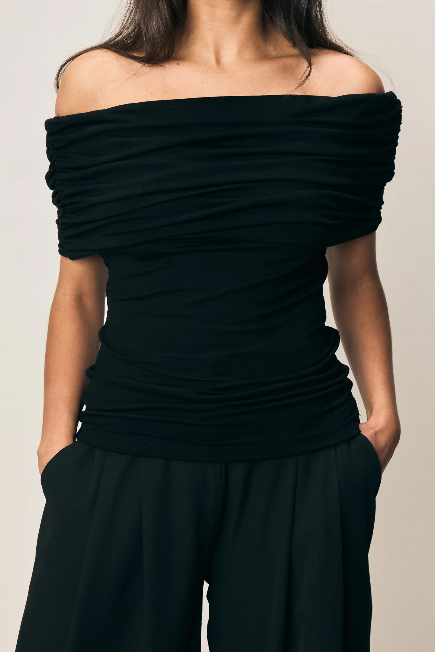 TOP DOSINA - BLACK