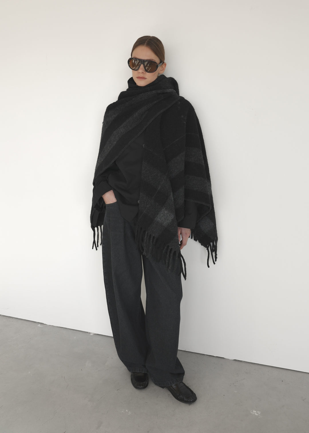 SJAAL RHEA - BLACK