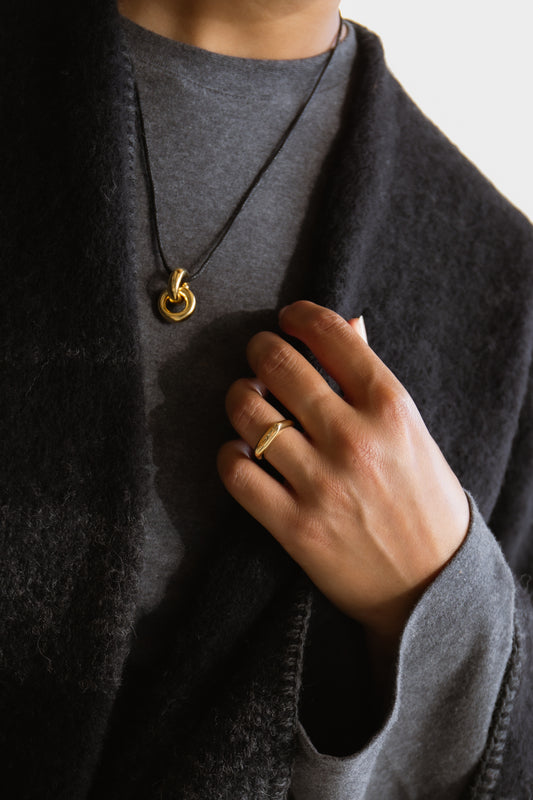 GOLDEN TWIST - LEATHER BLACK