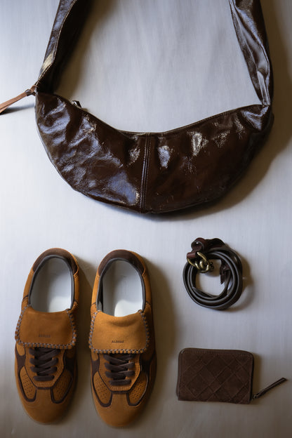 BANANA SMALL - PATENT BROWN