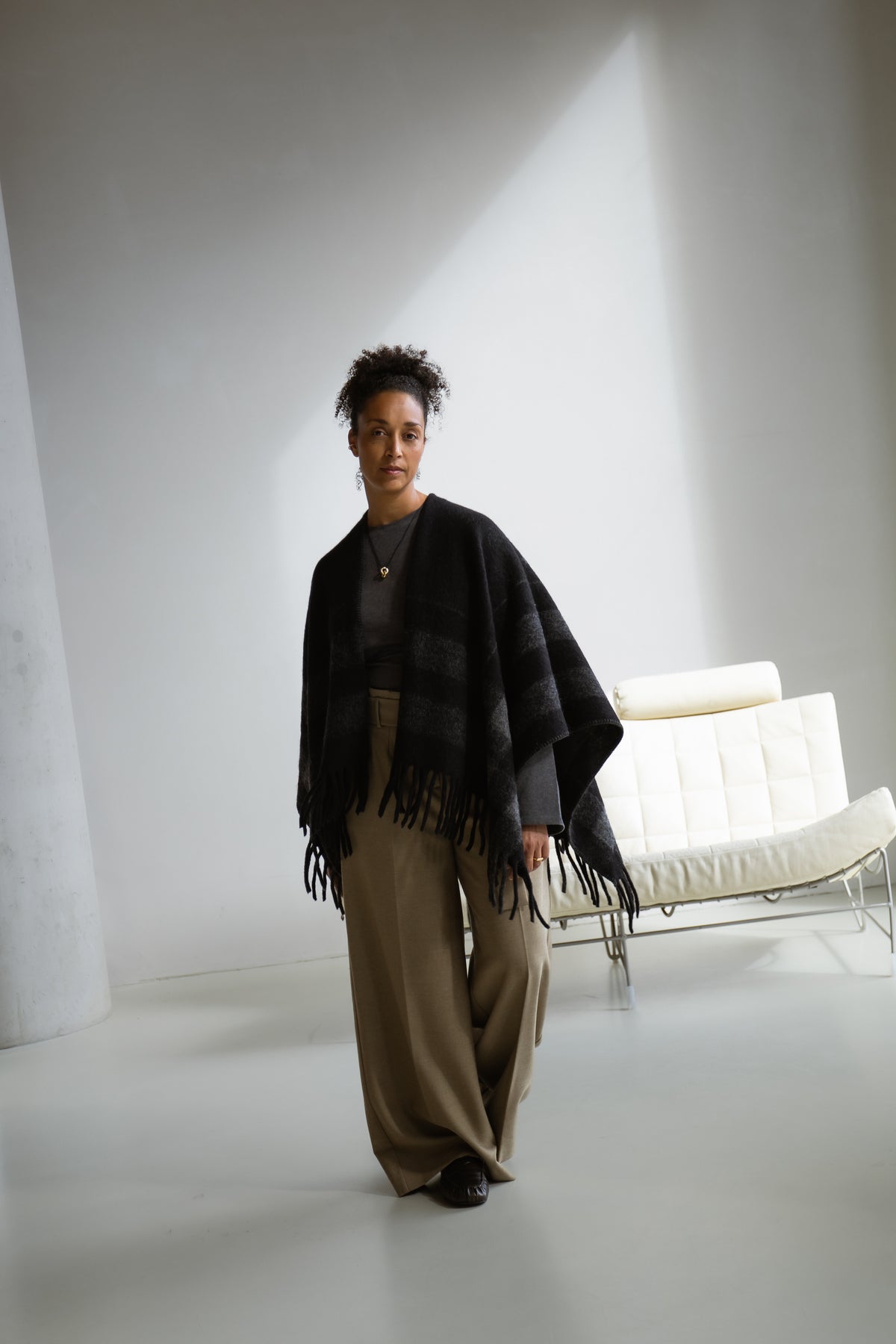 SJAAL RHEA - BLACK