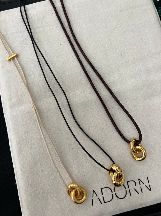 GOLDEN TWIST - LEATHER BLACK